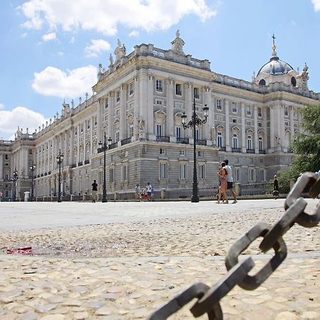 Opera Suites Madrid Exterior photo